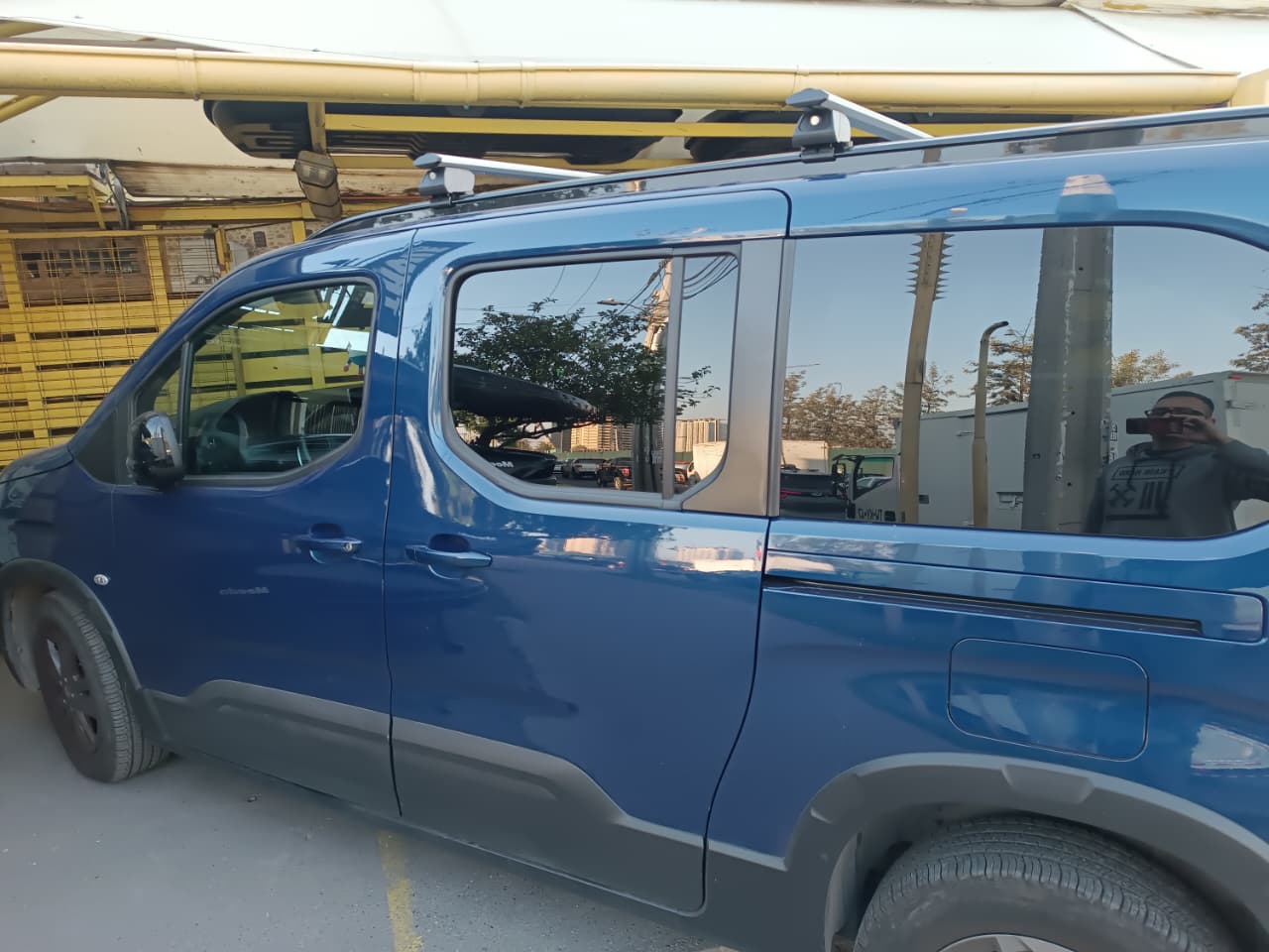 Vista lateral del producto #2