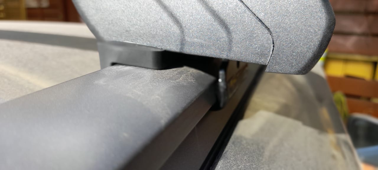 Barras Portaequipajes Sobre Rieles  Cod.JSA-197