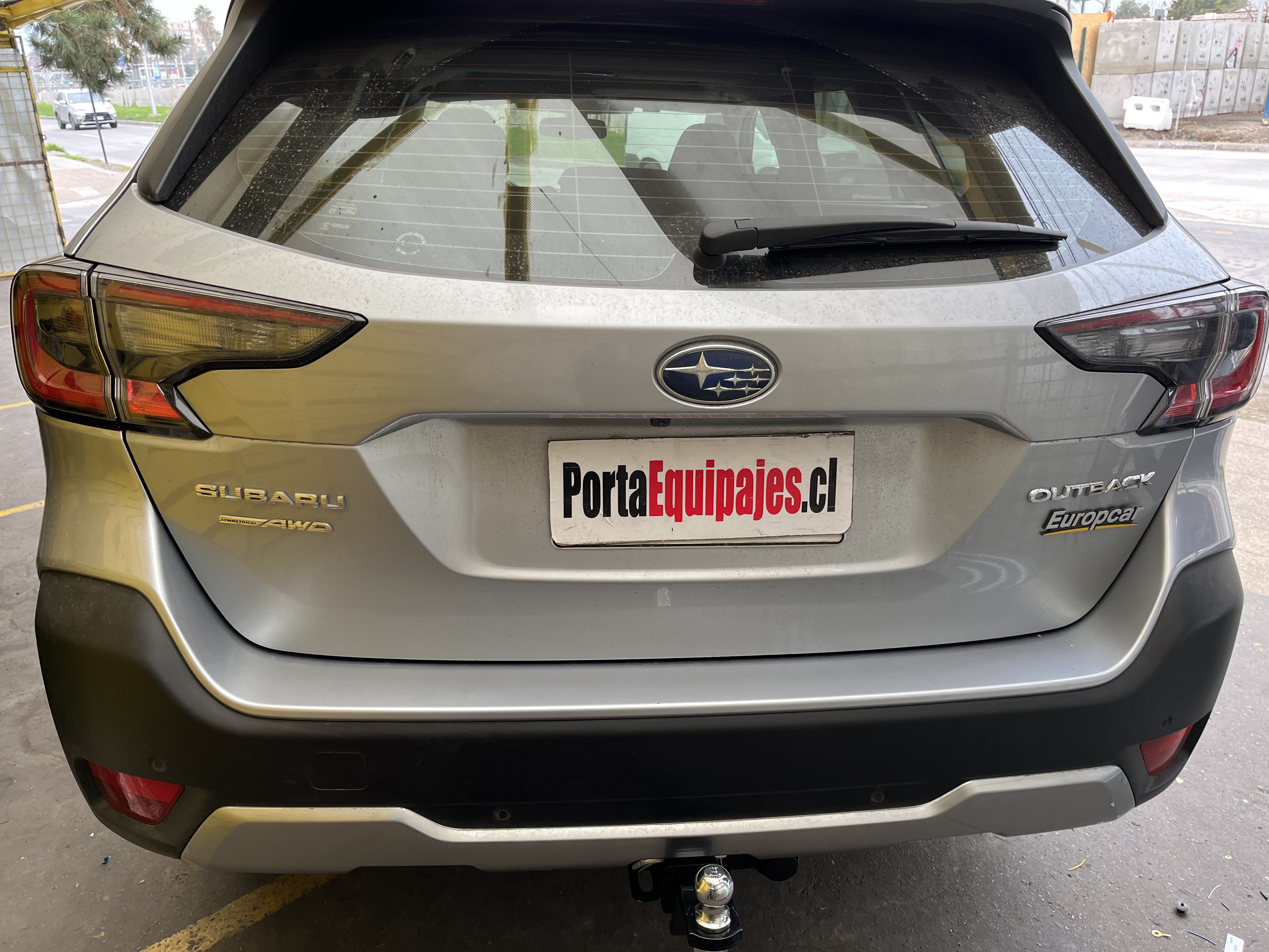 Enganche Americano AEROVAN para Subaru Outback 2021