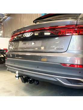 Enganche Americano para Audi Q8 - AEROVAN
