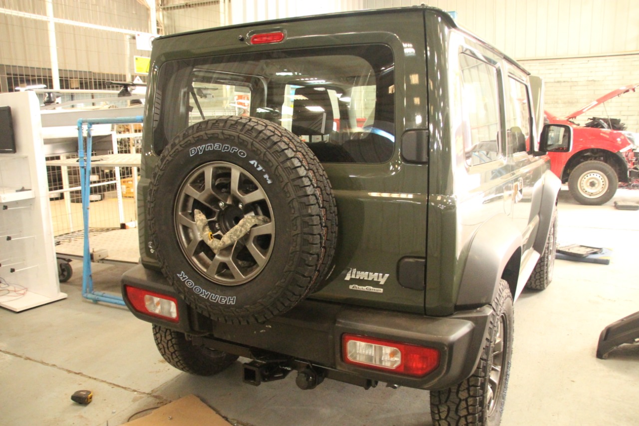 Enganche Americano Suzuki New Jimny AEROVAN