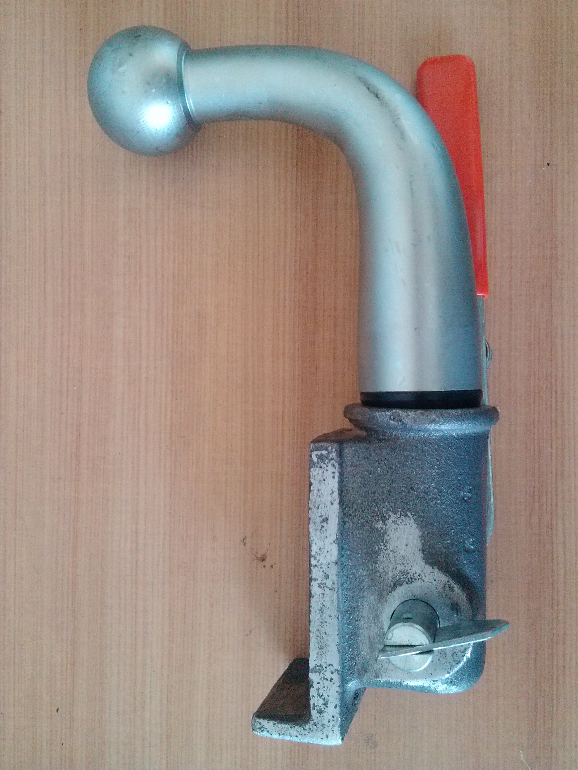 Enganche Tipo Europeo Zincado