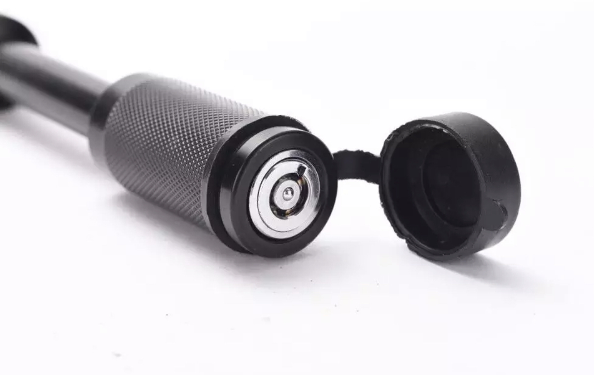 Pasador con Llave Negro JSA-140 - Accesorio de Seguridad para Enganches